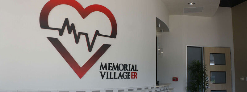 Walk-in entrance at Memorial Village ER in Houston